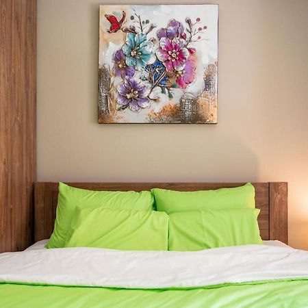 Elegant Spotless Apartment In Sofia Center Dış mekan fotoğraf
