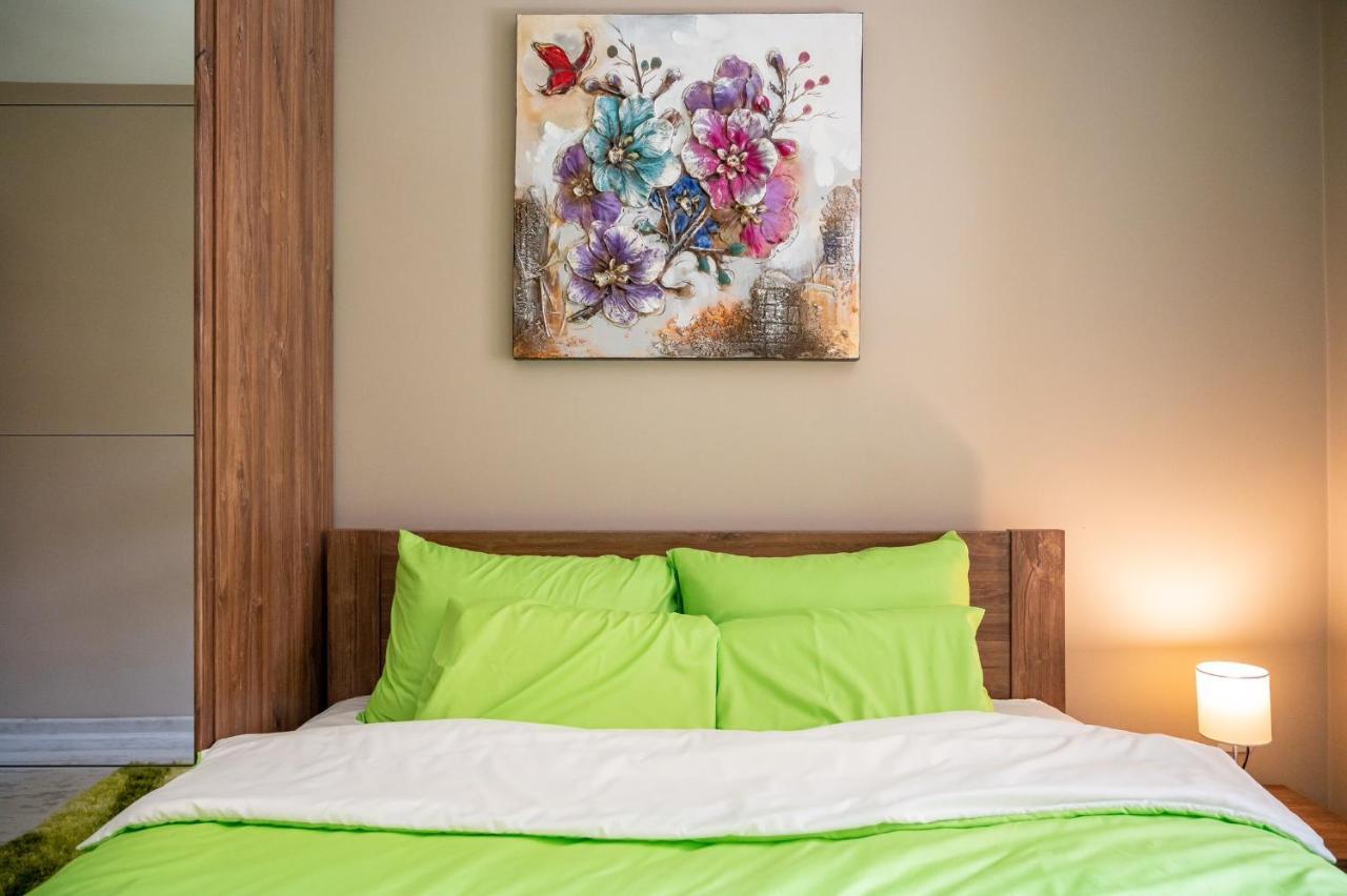 Elegant Spotless Apartment In Sofia Center Dış mekan fotoğraf