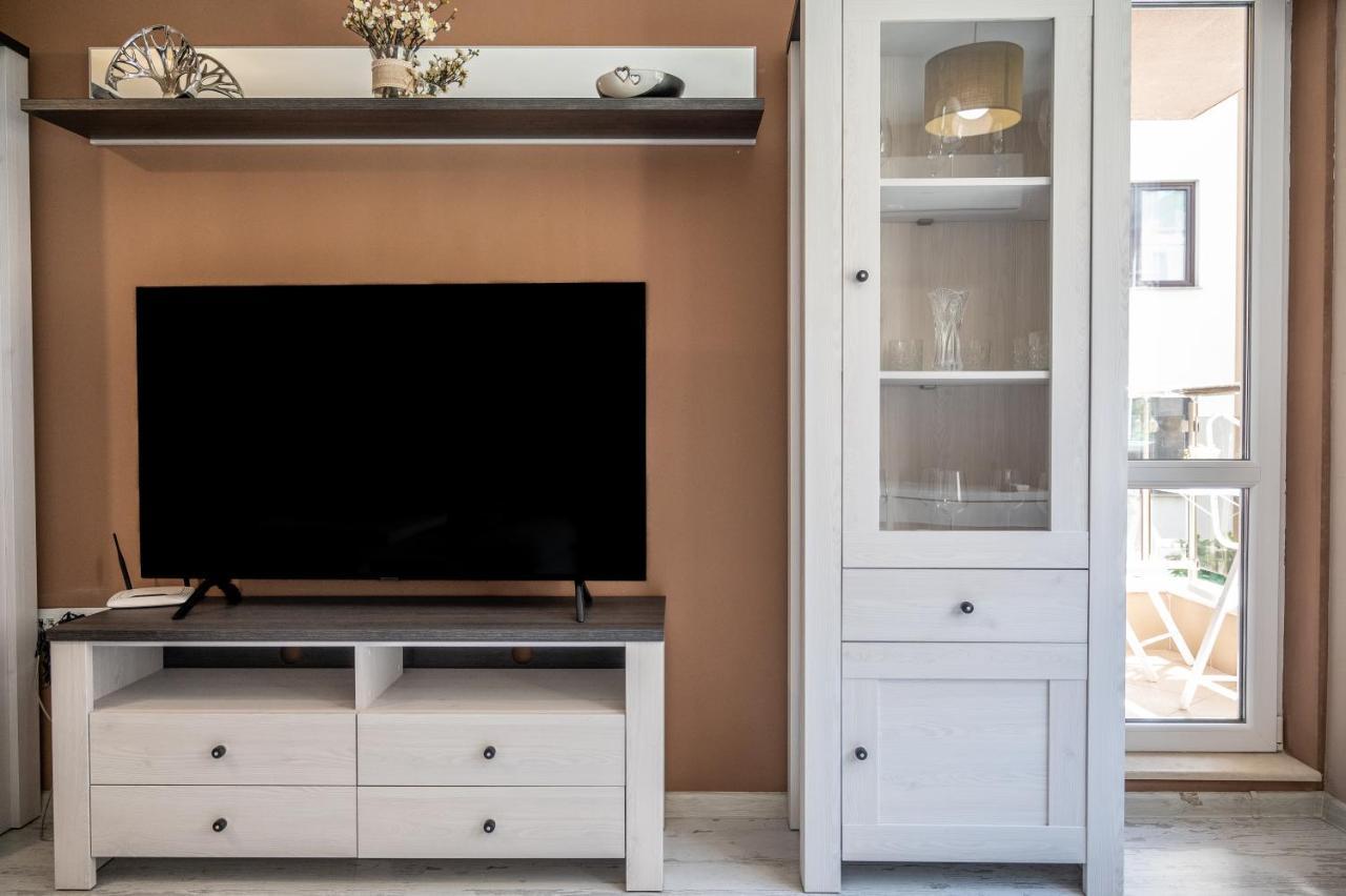 Elegant Spotless Apartment In Sofia Center Dış mekan fotoğraf